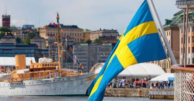 Швеция обновляет карантинные правила для туристов из-за штамма "Омикрон"