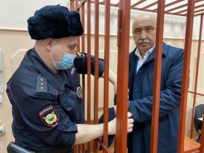 «Хочу отвлечься»: ректор Гафуров не признает вину в убийстве конкурента