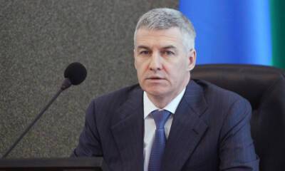 Губернатор Парфенчиков впал в амнезию, когда в парламенте заговорили о продаже зданий ОМК