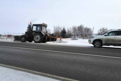 Дорожники спасли замерзавших на трассе в Тамбовской области водителей