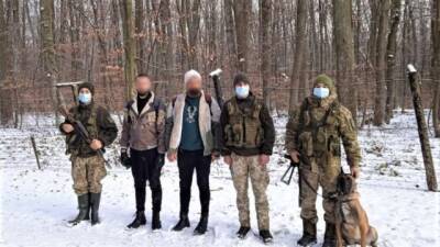 Силовики успешно блокировали прорыв нелегалов через украинскую границу