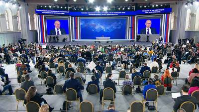 Украина, газ и вакцинация: главные заявления Путина на пресс-конференции