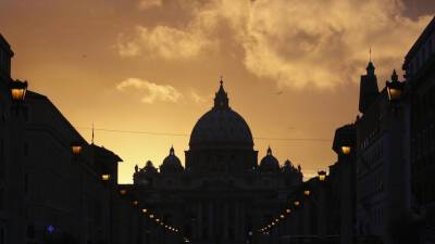 Пьетро Паролин - Ватикан объявил о тотальной вакцинации - newdaynews.ru - Ватикан - Ватикан