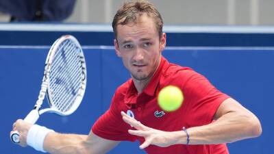 Теннисист Медведев назвал свои лучший и худший матчи в прошедшем сезоне