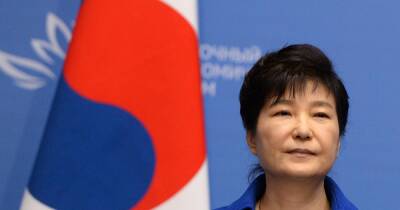 Власти Кореи помилуют осужденного за коррупцию экс-президента