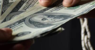Михаил Шульгин - Экономист оценил позицию доллара США на мировом валютном рынке - ren.tv - США