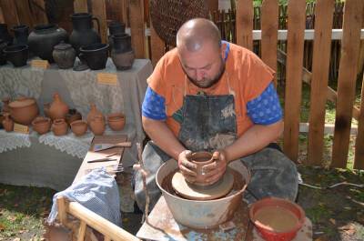 Как в Свислочи возрождают местную традицию производства керамики
