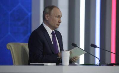 Республики уговаривали подписать Минские соглашения — Путин