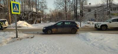 В Сыктывкаре водитель Opel сбил на пешеходном переходе женщину
