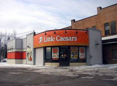 Американская сеть пиццерий Little Caesars дойдет до Петербурга