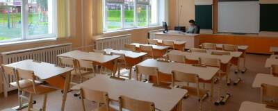 В Астрахани проверяют информацию о минировании 12 школ и колледжей
