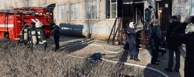 В Астрахани из-за короткого замыкания в больнице произошел пожар, погибли два человека