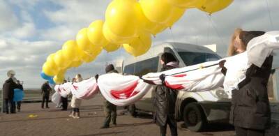 Украинские экстремисты запустили в российский Крым шариковую...