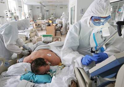 Коронавирусом в России заболели еще 24 703 человека
