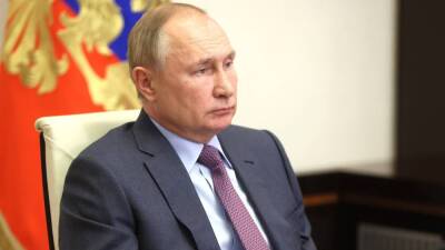 Путин планирует по видеосвязи поздравить правительство с наступающим Новым годом