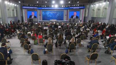 Песков оценил слова журналистки о просроченном ПЦР-тесте на пресс-конференции с Путиным