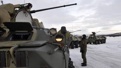 Песков подчеркнул суверенное право России перемещать войска внутри страны