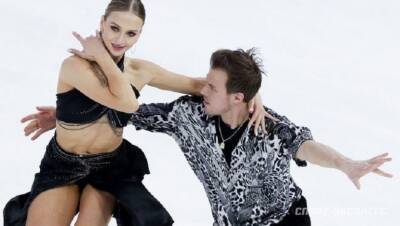 Синицина и Кацалапов, лидировавшие после ритм-танца, снялись с чемпионата России