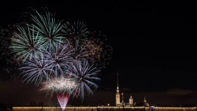Жители и гости Петербурга не увидят праздничный салют в новогоднюю ночь