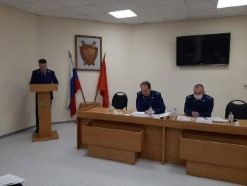 Прокурор объявил предостережение мэру Вологды