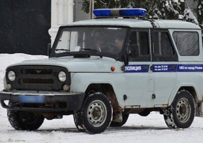 Полиция проверяет информацию о стрельбе по автомобилю в Рязани