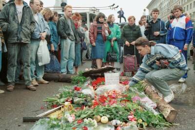 Почему за смерть погибших во время августовского путча 1991 года никто не был осужден - Русская семерка