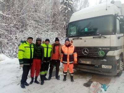 Дорожники спасли иранских дальнобойщиков в Нижегородской области