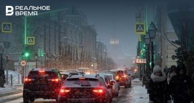 Вечером в Казани на дорогах образовались 9-балльные пробки