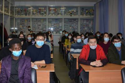 Костромские строгости: борьбу с мигрантами решили начать со студентов