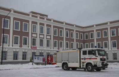 Тверские огнеборцы тренировались в тушении пожара в Суворовском училище