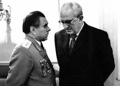 «Заговор Андропова»: почему Брежнев разрешил Щёлокову арестовать «шефа» КГБ - Русская семерка