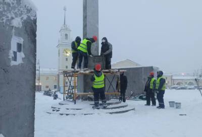 В Волхове на Привокзальной площади устанавливают стелу «Город воинской доблести»
