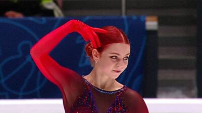 Александра Трусова выступила с короткой программой на чемпионате России по фигурному катанию