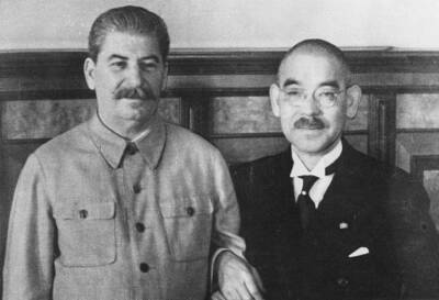 Зачем Сталин напоил министра МИД Японии, подписавшего Пакт о нейтралитете - Русская семерка