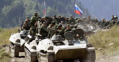 Россия продолжает наращивать силы в Крыму и у границ Украины - Reuters(фото)