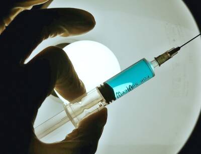 Жан Кастекс - Во Франции - Во Франции рекомендовали делать бустерную прививку от COVID через три месяца - newsland.com - Франция