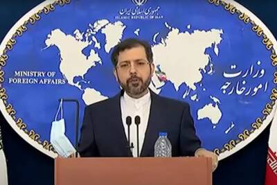 Саид Хатибзаде - Иран назвал заявление Великобритании о пуске ракет «вмешательством» - mk.ru - Англия - Лондон - Иран - Тегеран