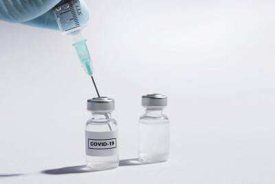 В Швеции ученые выявили, что вакцины от ковида истощают иммунную систему человека