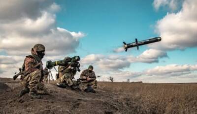 Испытания Javelin, проведенные Украиной в Донбассе, показали бесполезность самодельной защиты российских танков (фото)