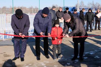 В Павловском районе открыли сразу две спортивные площадки