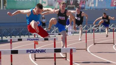 Правительство России выделит более 1 млрд рублей на развитие студенческого спорта
