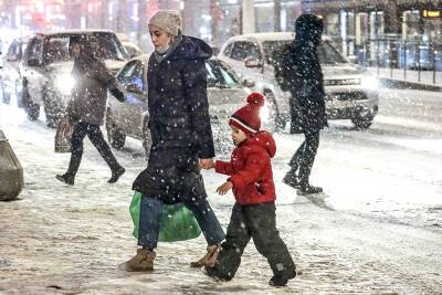 Москвичам пообещали барическую пилу и много снега