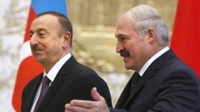 Лукашенко провёл телефонный разговор с Алиевым