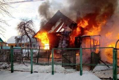 В Калужской области задержана пенсионерка, устроившая из-за ссоры пожар, в котором погибли два человека
