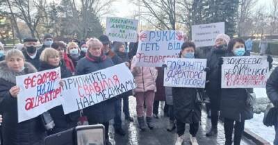 Николаевские медики вышли на протест, требуя вернуть Федорову главврачом "инфекционки"
