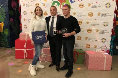 Основатель инклюзивной школы танцев Евгений Смирнов удостоен медали «Спешите делать добро»