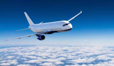 Авиакомпании в мире отменили около 5,7 тыс. рейсов