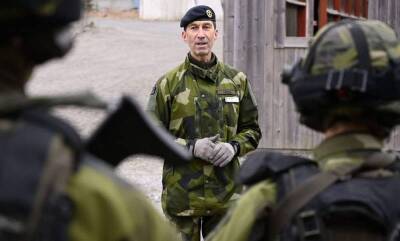 Швеция заявила о готовности защищаться на фоне ожидаемого вторжения России на Украину