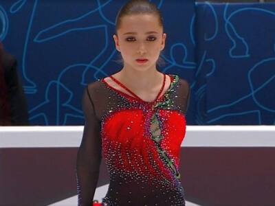 Камила Валиева с большим отрывом победила на Чемпионате России по фигурному катанию
