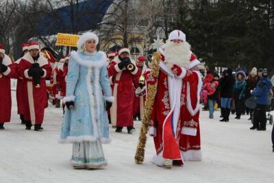 Жителям Башкирии рассказали, как правильно выбрать Деда Мороза и Снегурочку на Новый год